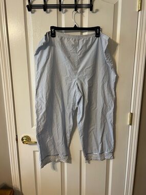 Vintage 60% Cotton Stripped Capri